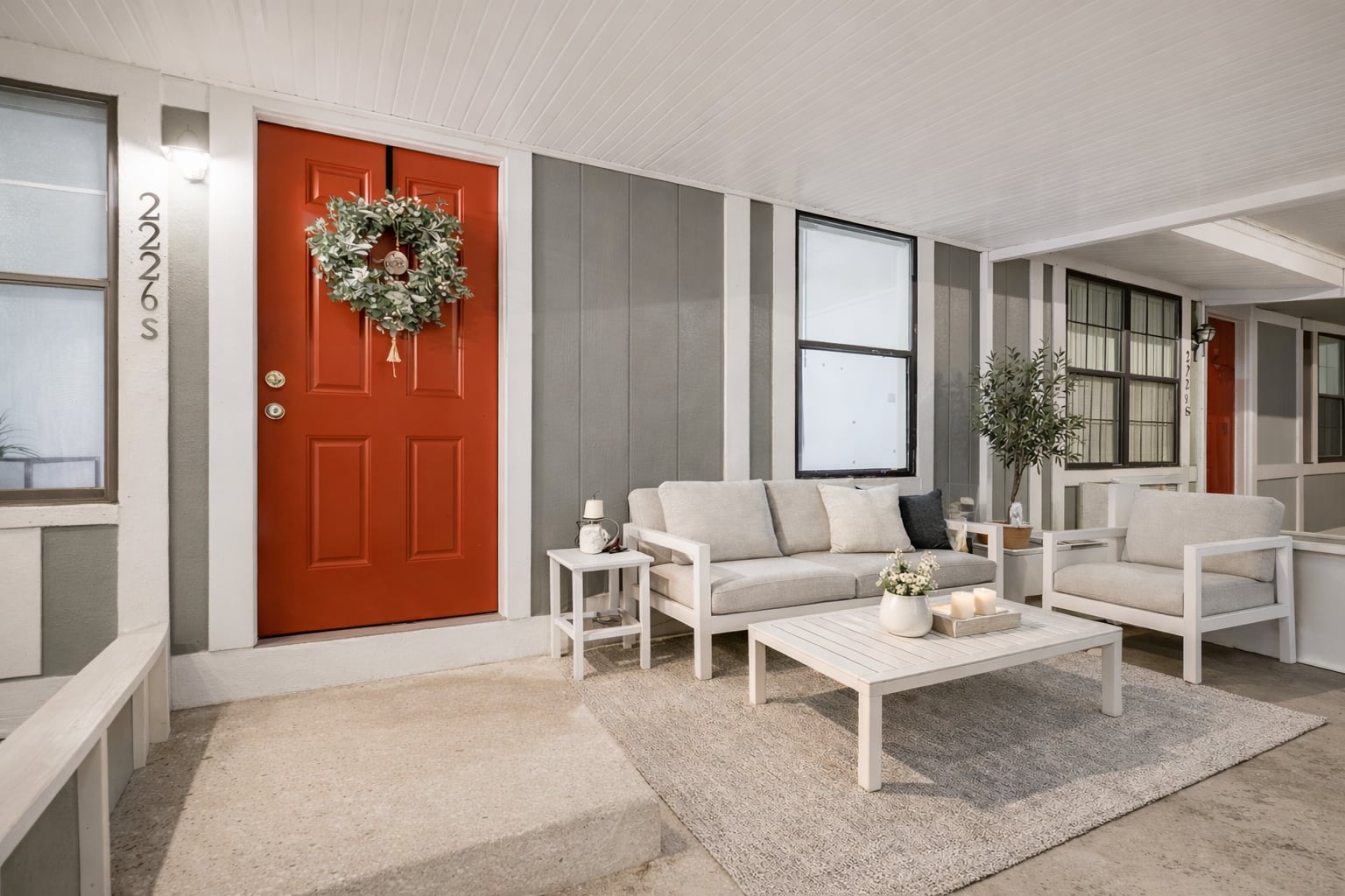 Live Oak property context in Tampa